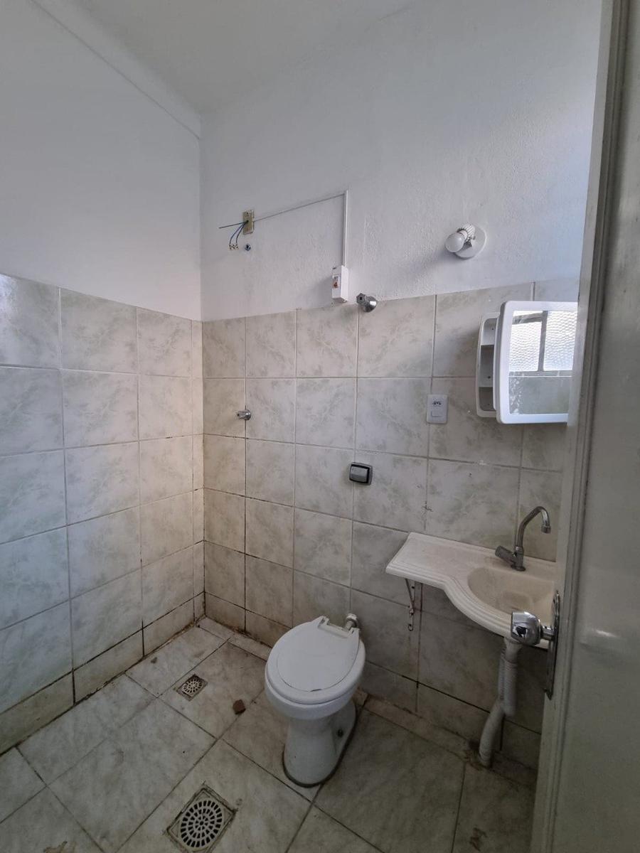 Casa, Lagoinha, 6 Quartos, 0 Vaga, 2 Suítes