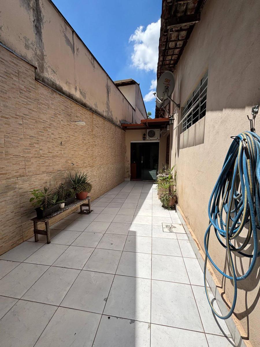 Casa, Bela Vista, 0 Quarto, 0 Vaga