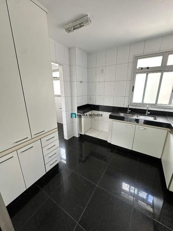 Apartamento, Funcionários, 4 Quartos, 2 Vagas, 1 Suíte