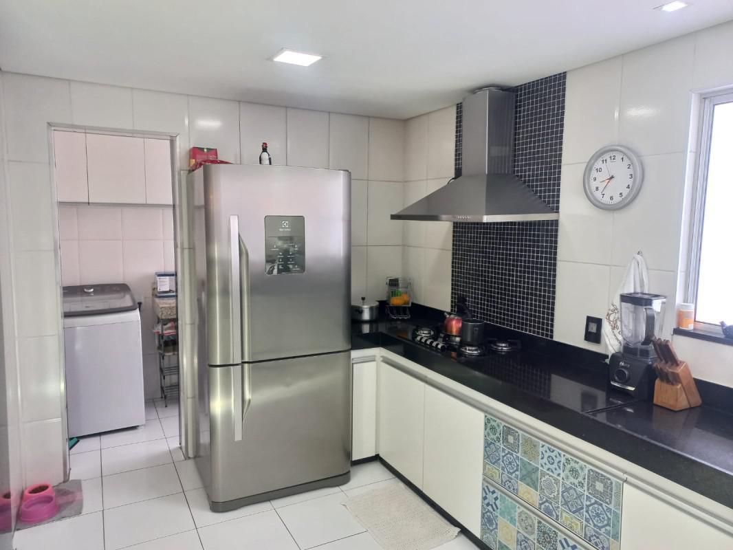 Cobertura, Heliópolis, 3 Quartos, 2 Vagas, 1 Suíte