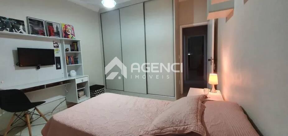 Casa, São Gonçalo, 3 Quartos, 0 Vaga, 1 Suíte