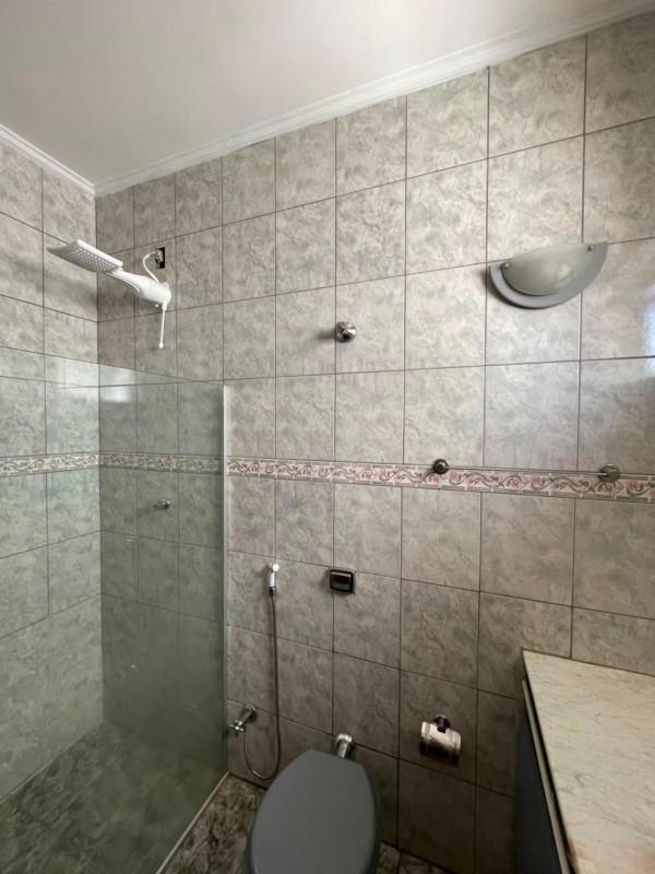 Casa, Castelo, 5 Quartos, 4 Vagas, 2 Suítes