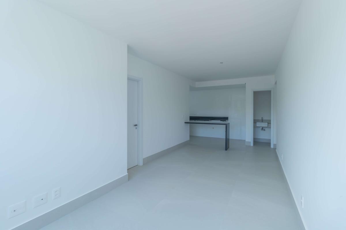 Apartamento, Sagrada Família, 3 Quartos, 2 Vagas, 1 Suíte