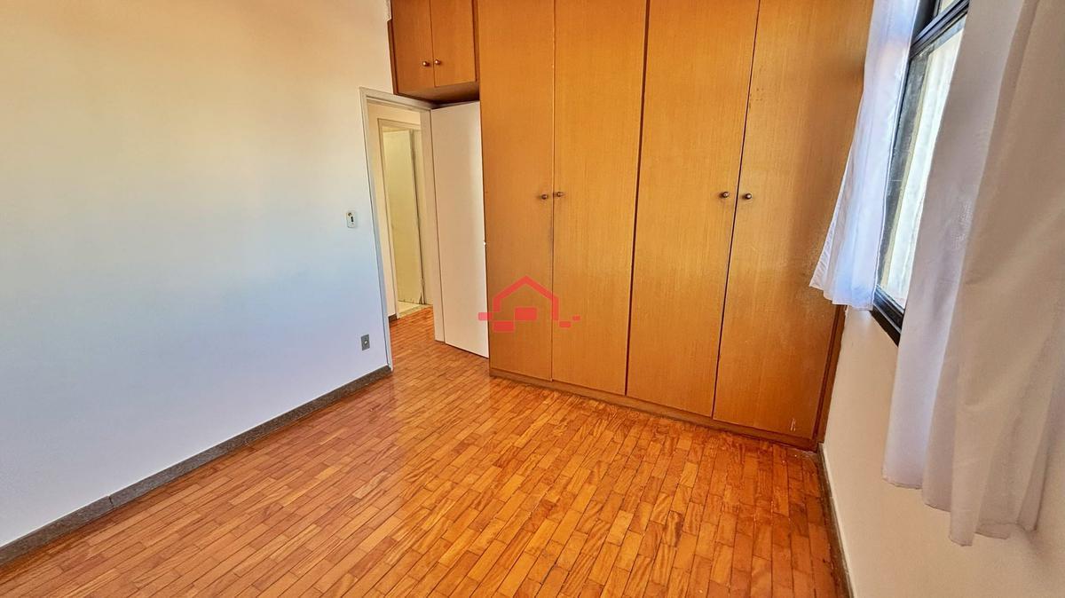 Apartamento, Carlos Prates, 2 Quartos, 1 Vaga