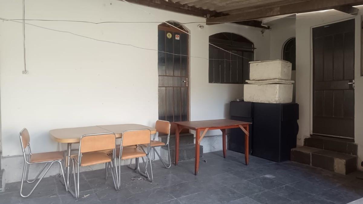 Casa, São Salvador, 4 Quartos, 5 Vagas, 1 Suíte