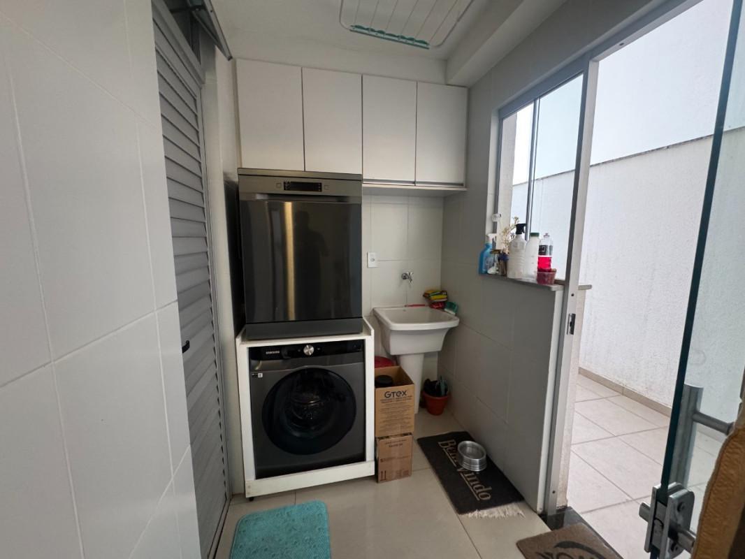 Apartamento, Sagrada Família, 3 Quartos, 2 Vagas, 1 Suíte