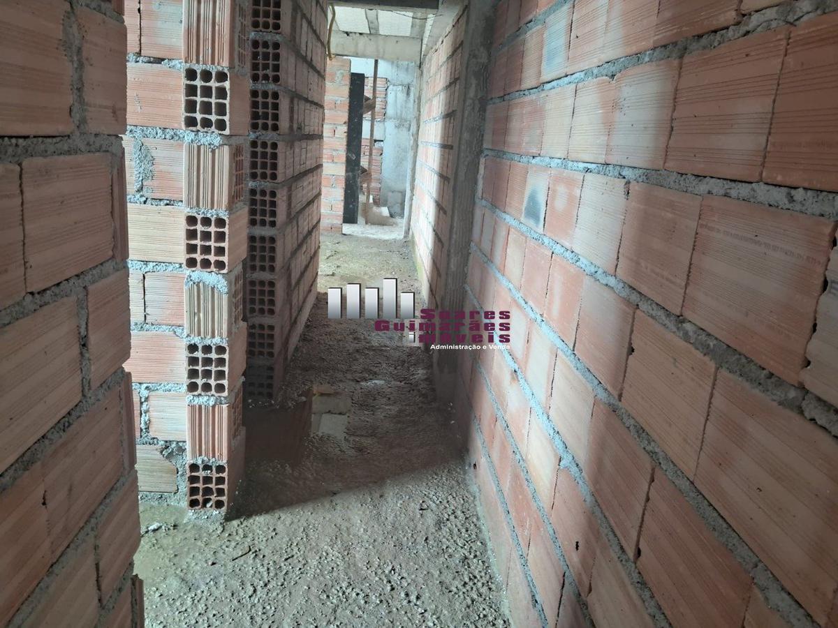 Apartamento, Sagrada Família, 2 Quartos, 1 Vaga, 1 Suíte