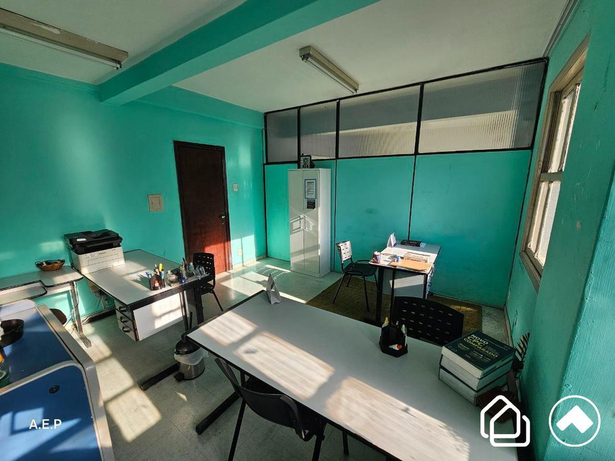 Sala, Centro