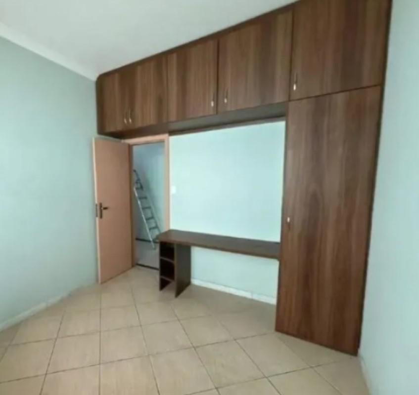 Casa Comercial, Castelo, 4 Quartos, 4 Vagas, 2 Suítes