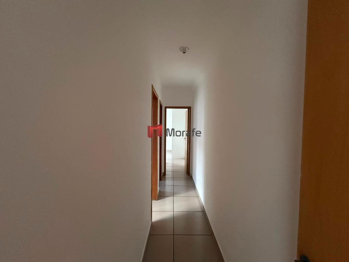 Apartamento, Floresta, 2 Quartos, 2 Vagas, 1 Suíte