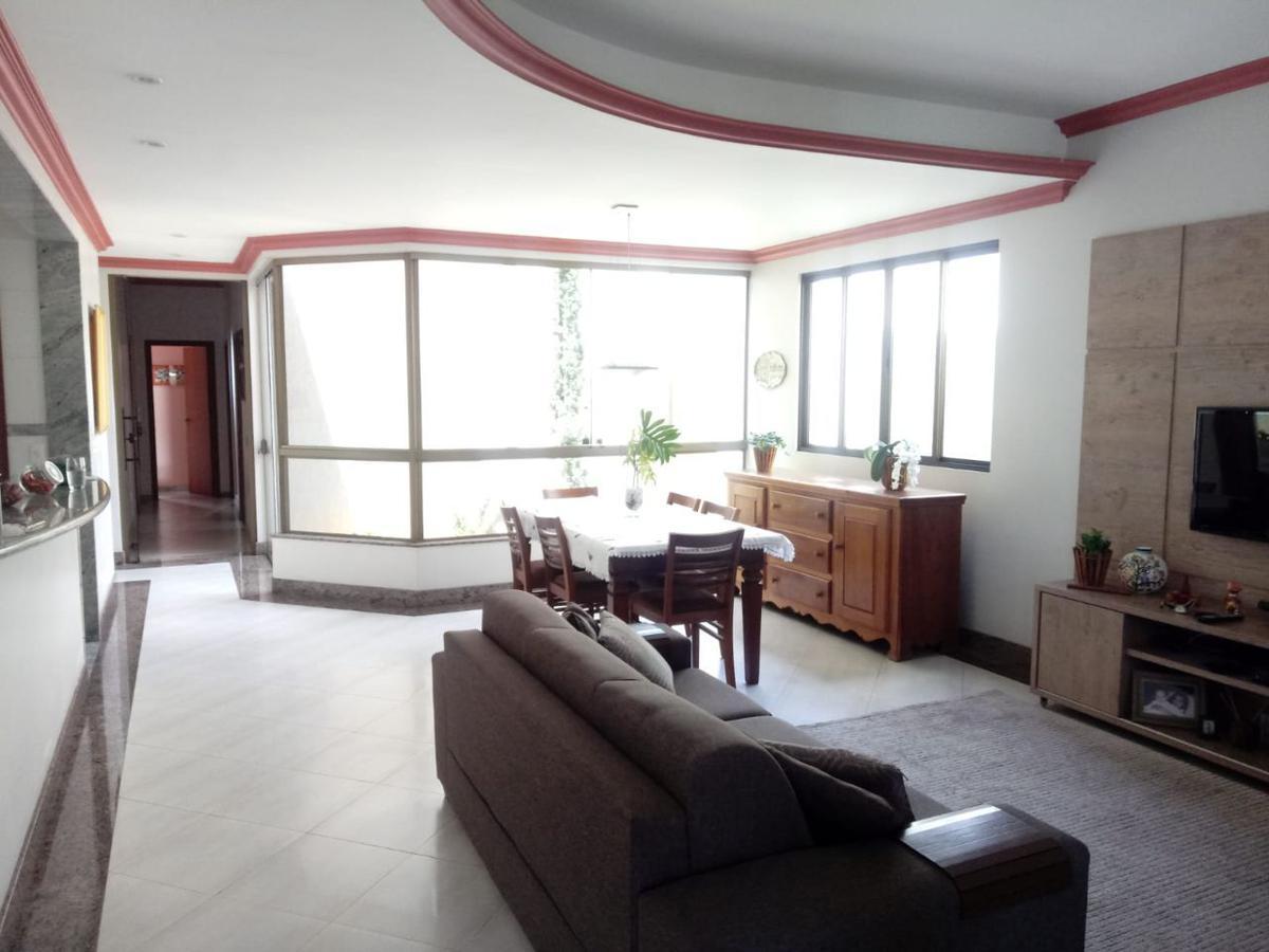 Casa, Itapoã, 4 Quartos, 2 Vagas, 1 Suíte