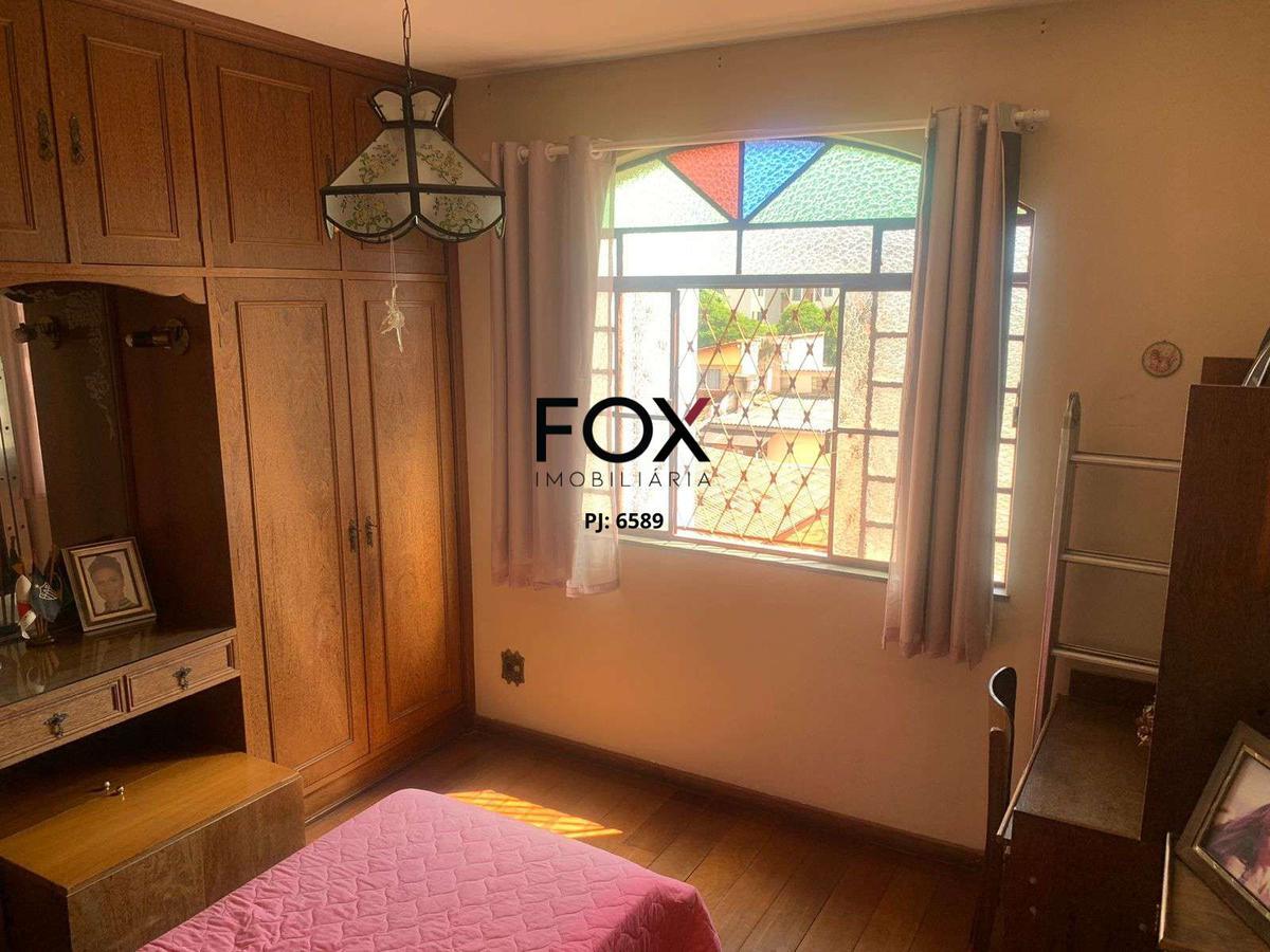 Casa, Cidade Nova, 4 Quartos, 3 Vagas, 1 Suíte