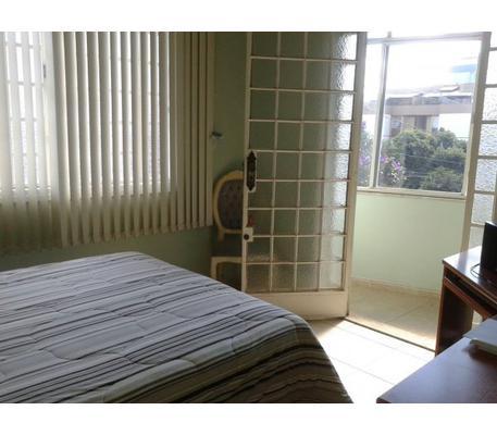 Casa, Castelo, 3 Quartos, 2 Vagas, 1 Suíte