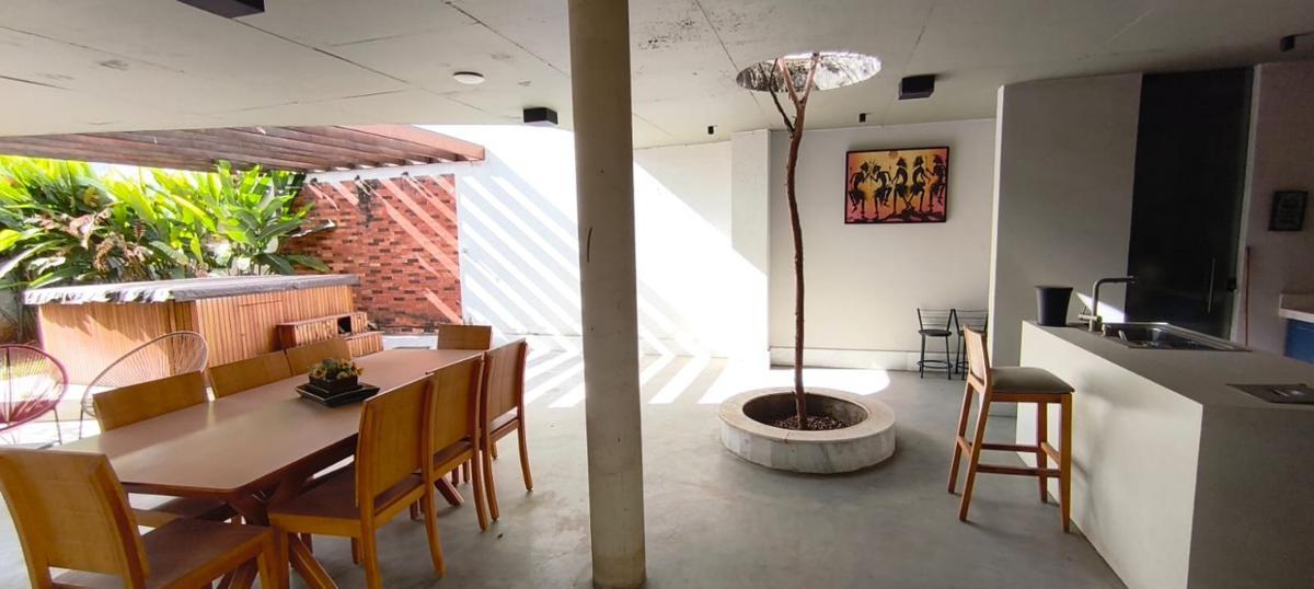 Casa, Bandeirantes (pampulha), 4 Quartos, 10 Vagas, 3 Suítes