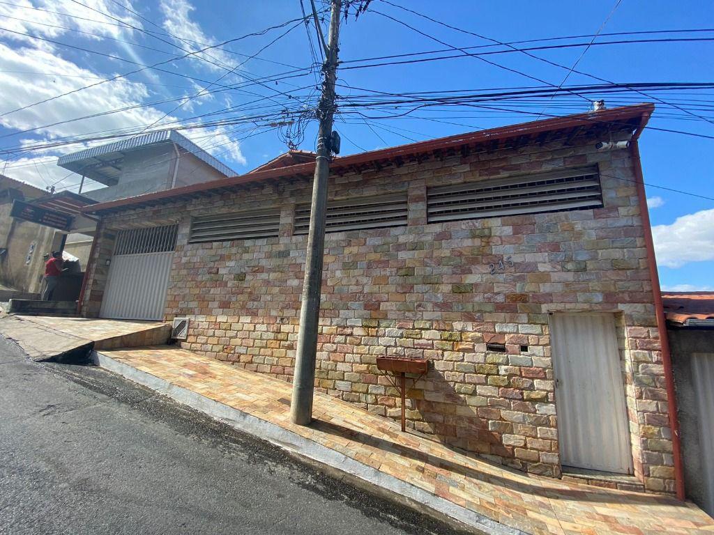 Casa, Nações Unidas, 5 Quartos, 3 Vagas, 2 Suítes