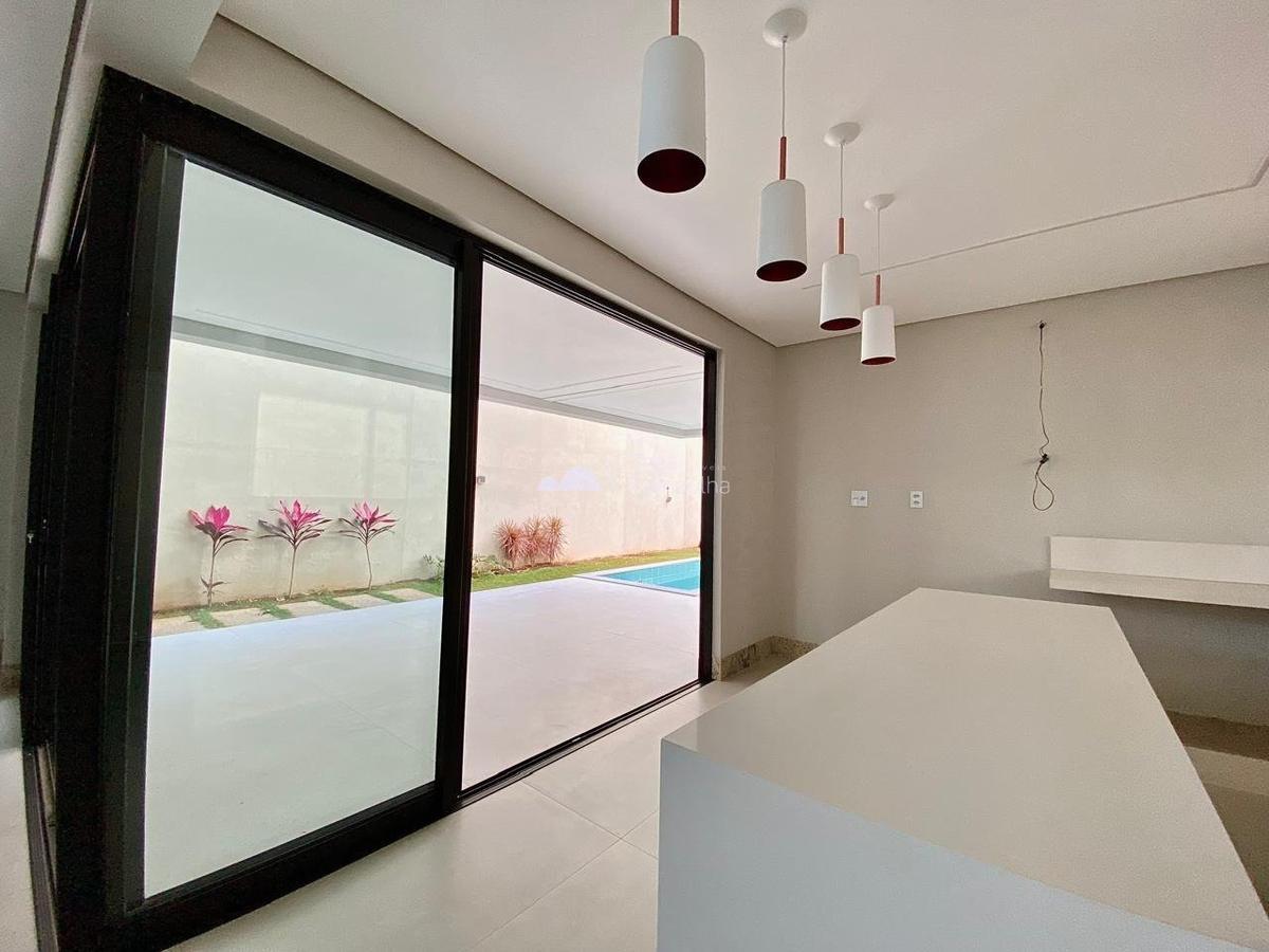 Casa, Condominio Gran Park, 4 Quartos, 4 Vagas, 3 Suítes