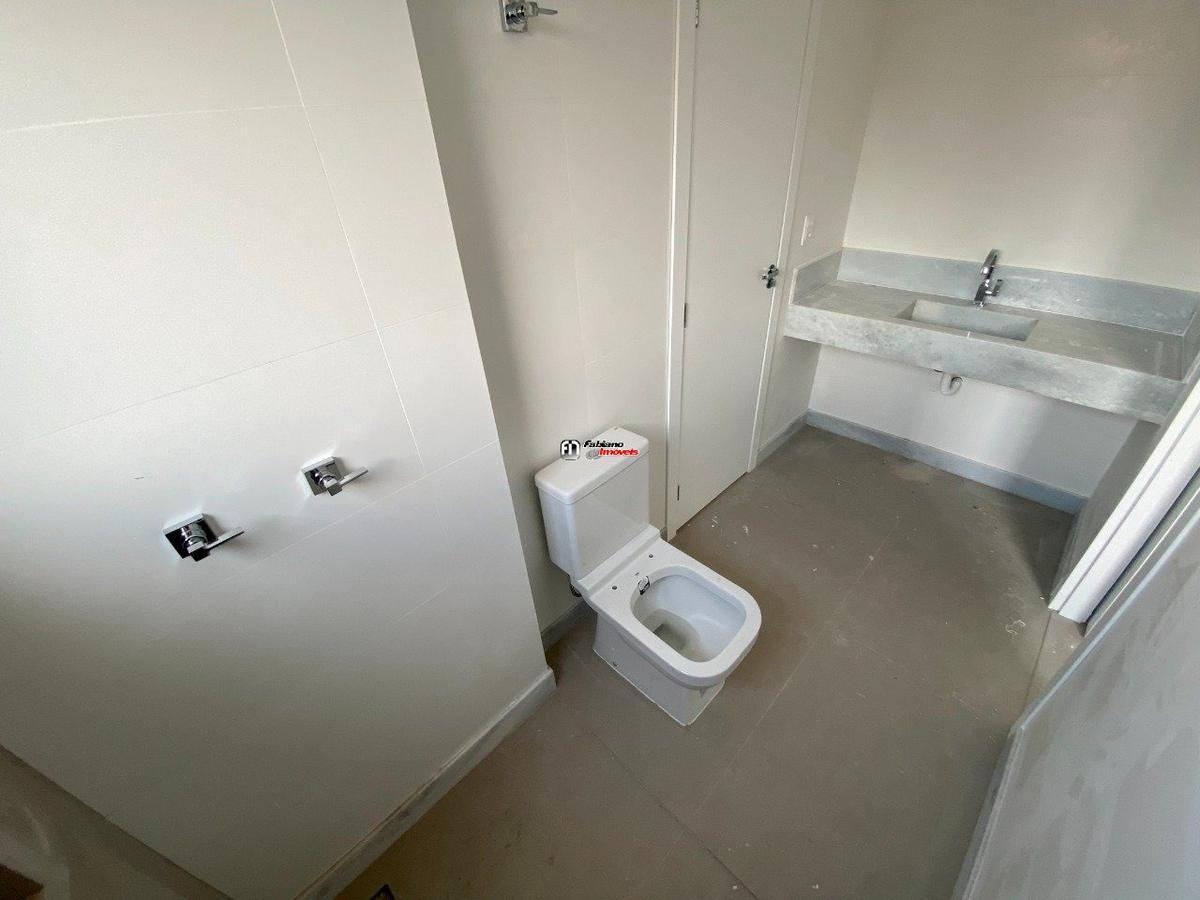 Apartamento, Jaraguá, 4 Quartos, 4 Vagas, 2 Suítes