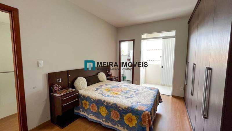 Casa, Santa Efigênia, 3 Quartos, 2 Vagas, 2 Suítes