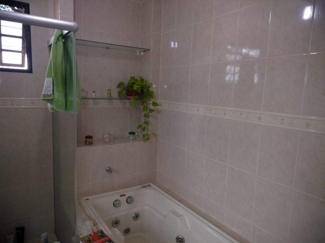 Casa, Santa Terezinha, 4 Quartos, 4 Vagas, 1 Suíte