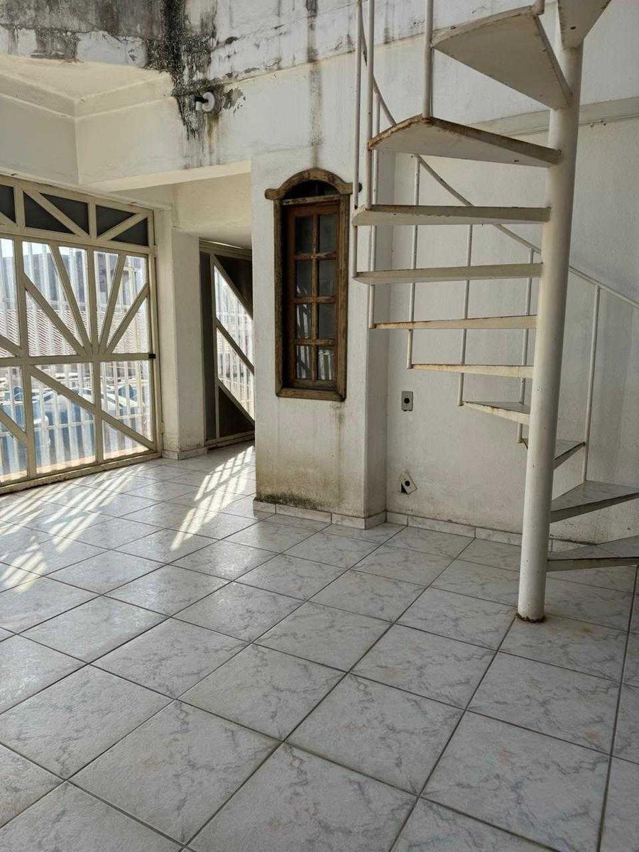 Casa, Novo Santa Cecília (barreiro), 4 Quartos, 3 Vagas, 4 Suítes