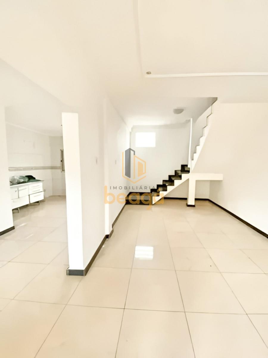 Casa, Planalto, 4 Quartos, 10 Vagas, 1 Suíte