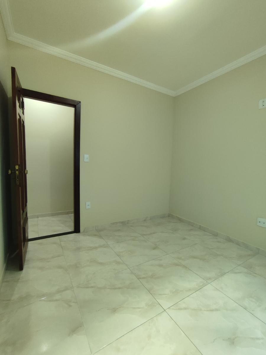 Casa, Céu Azul, 3 Quartos, 4 Vagas, 1 Suíte