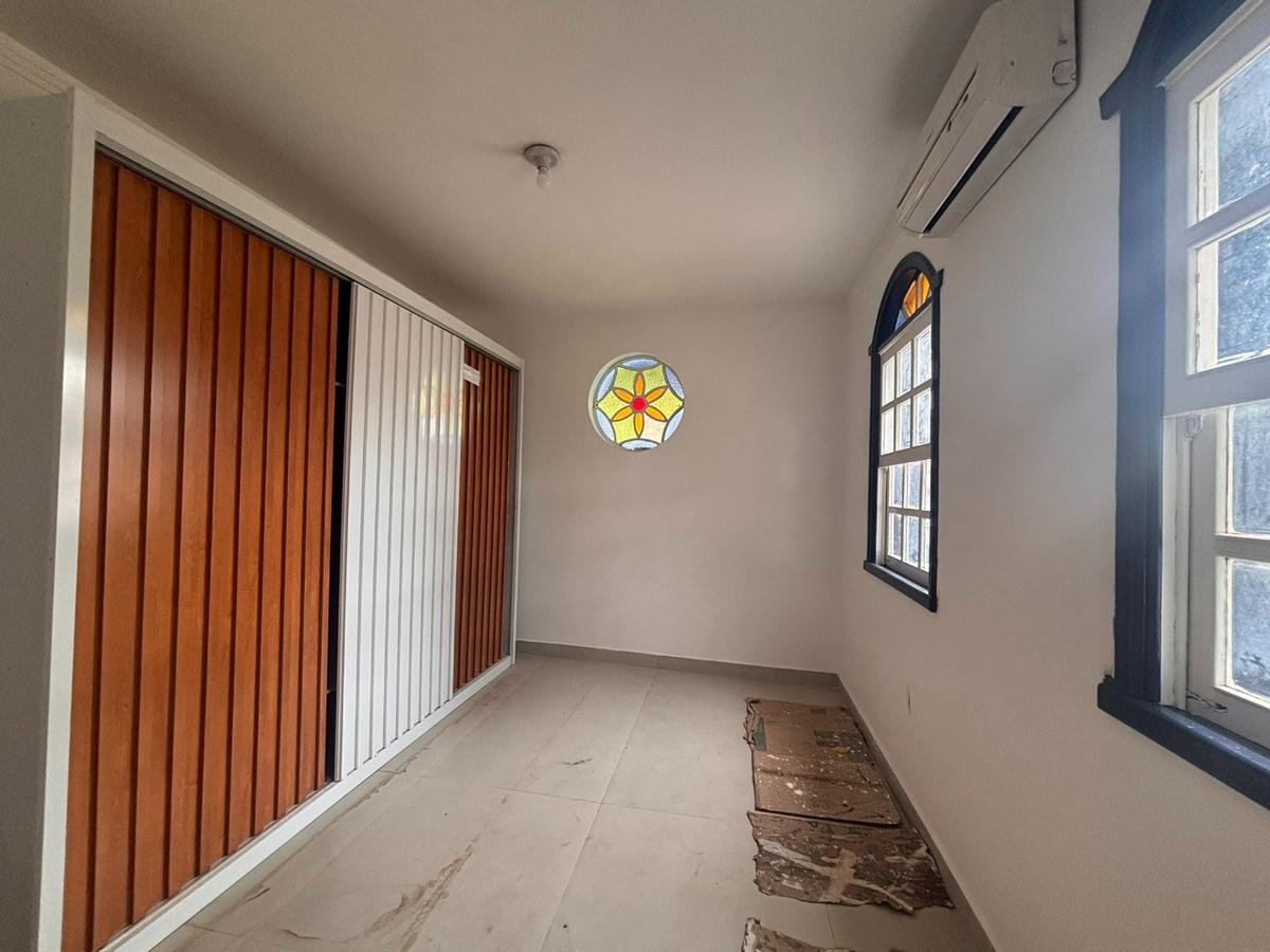 Casa, Planalto, 4 Quartos, 2 Vagas, 4 Suítes