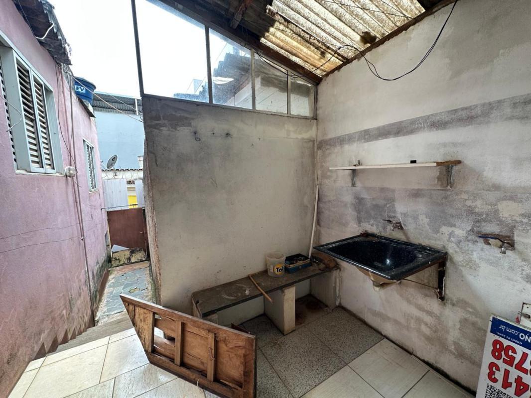 Casa, Centro, 10 Quartos, 2 Vagas