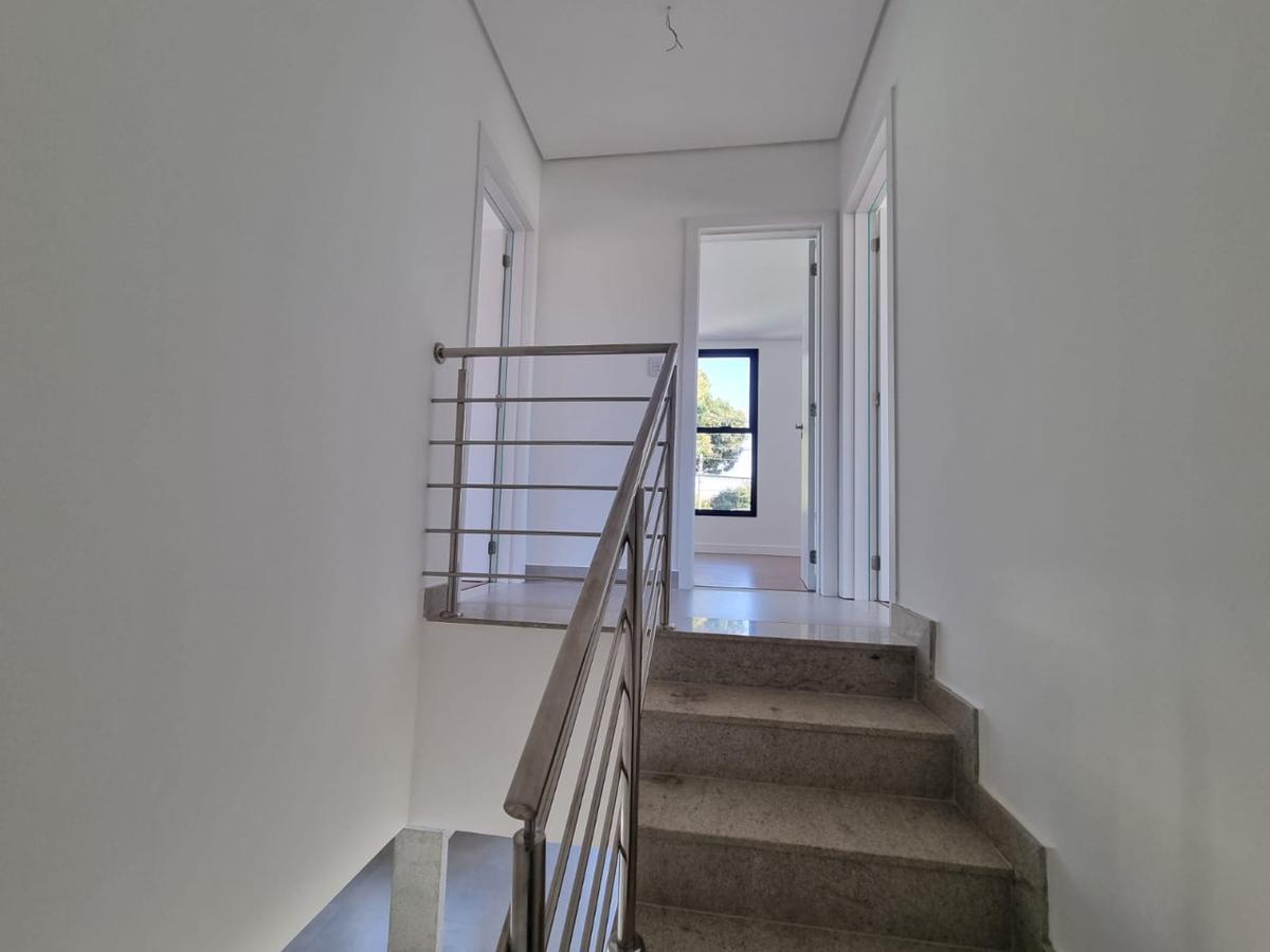 Casa, Planalto, 3 Quartos, 2 Vagas, 1 Suíte