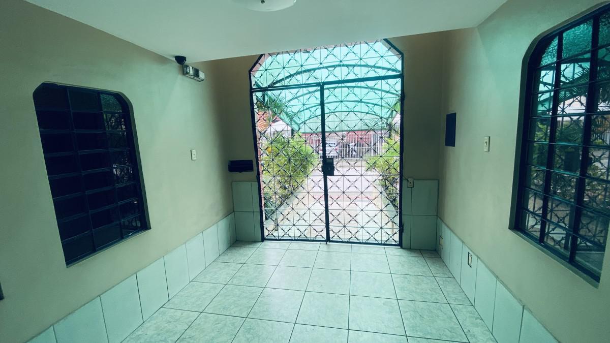 Prédio, Paquetá, 20 Quartos, 0 Vaga