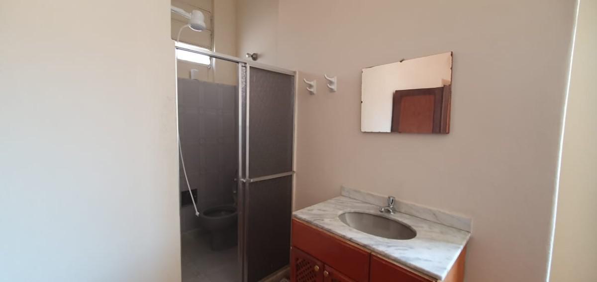 Quitinete, Prado, 6 Quartos, 0 Vaga