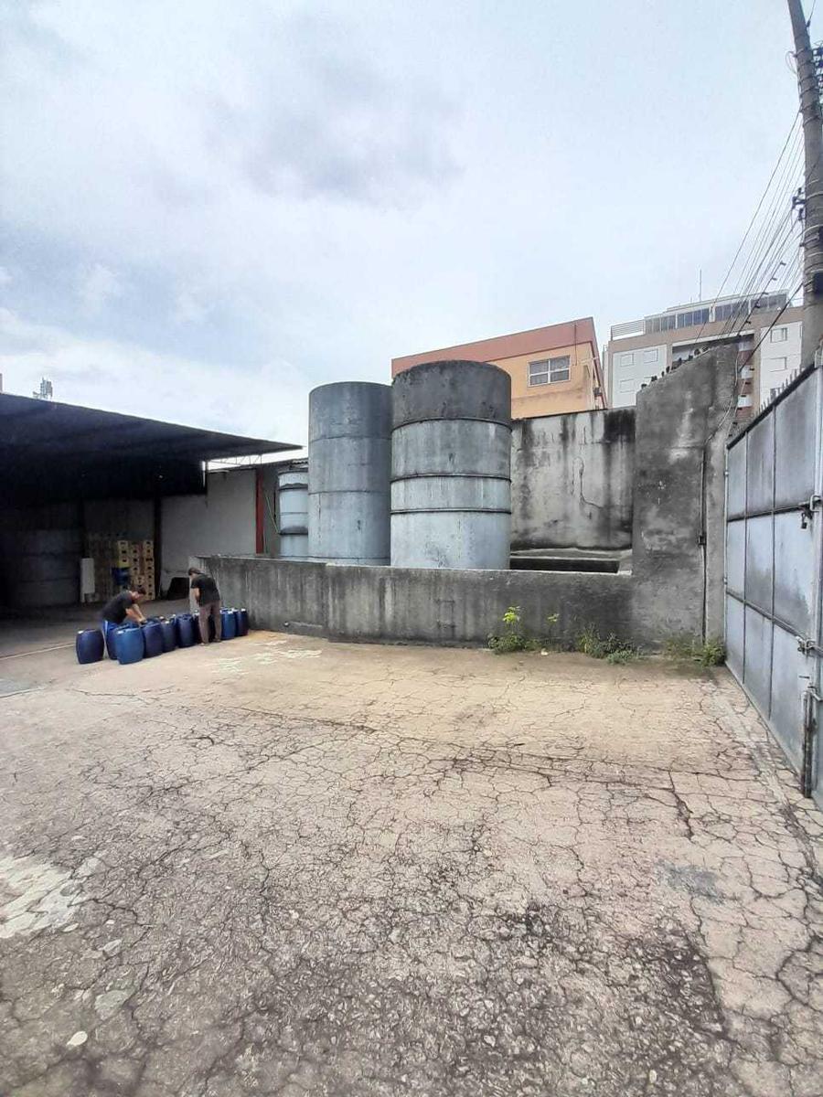 Galpão, Caiçaras, 0 Quarto, 10 Vagas