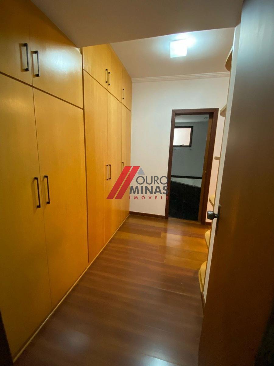 Apartamento, Centro, 3 Quartos, 2 Vagas, 1 Suíte