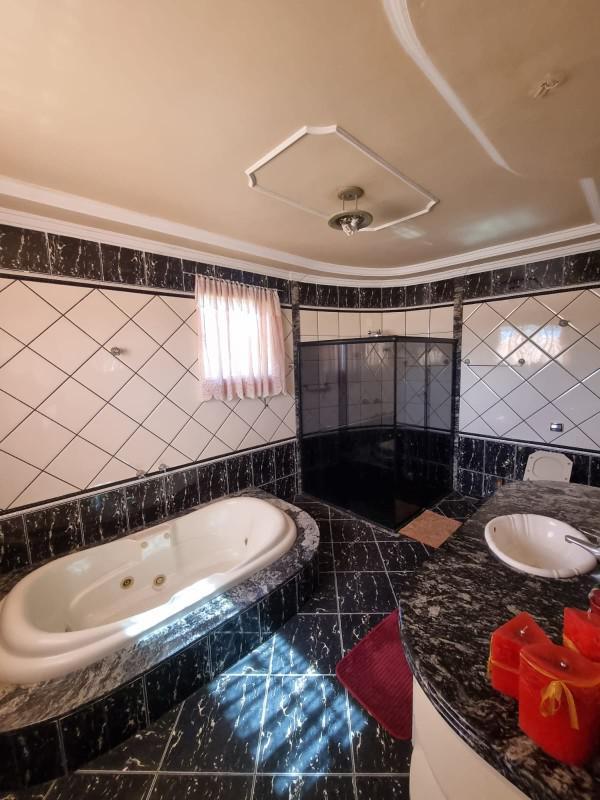 Casa, Colonial, 3 Quartos, 4 Vagas, 1 Suíte