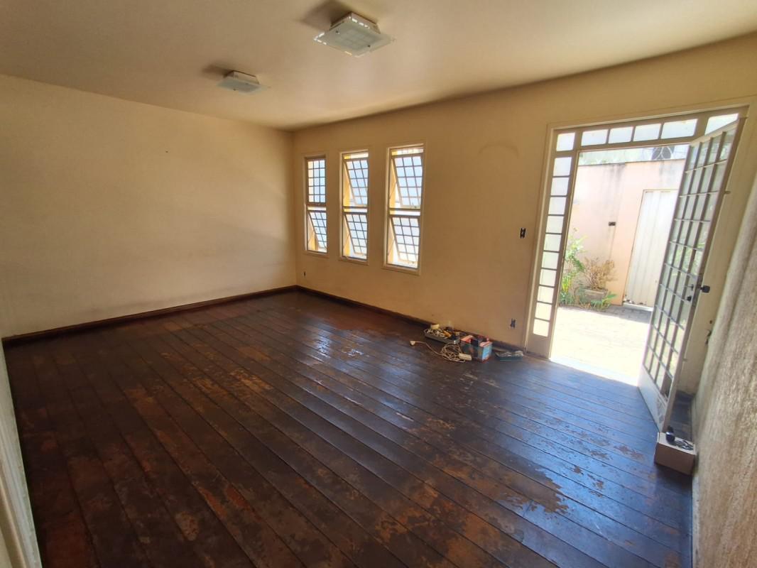 Casa, Nova Granada, 3 Quartos, 2 Vagas, 1 Suíte