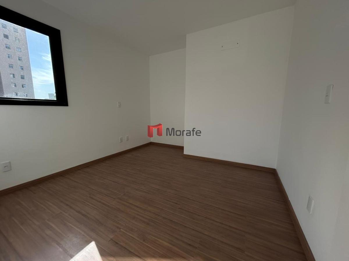 Apartamento, Sagrada Família, 4 Quartos, 2 Vagas, 1 Suíte