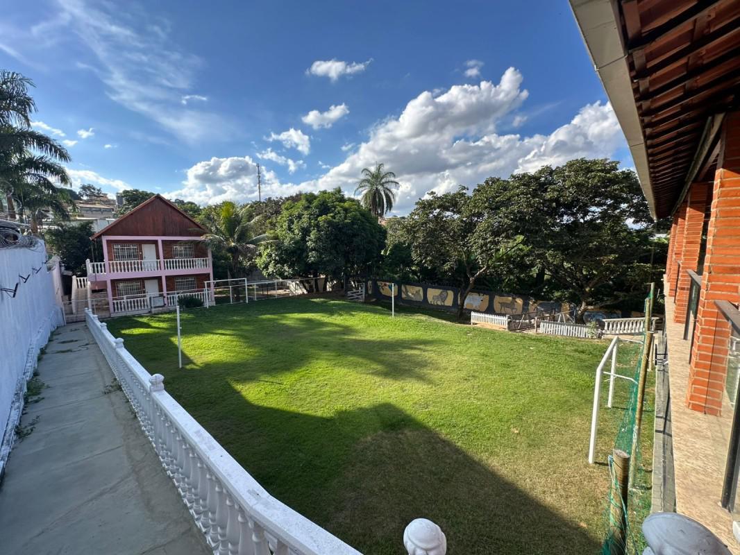 Fazenda, Chácara Cotia, 4 Quartos, 10 Vagas, 3 Suítes