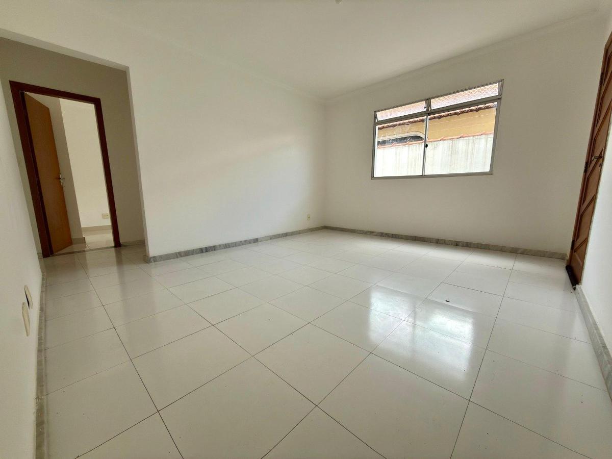 Apartamento, Santa Branca, 3 Quartos, 2 Vagas, 1 Suíte