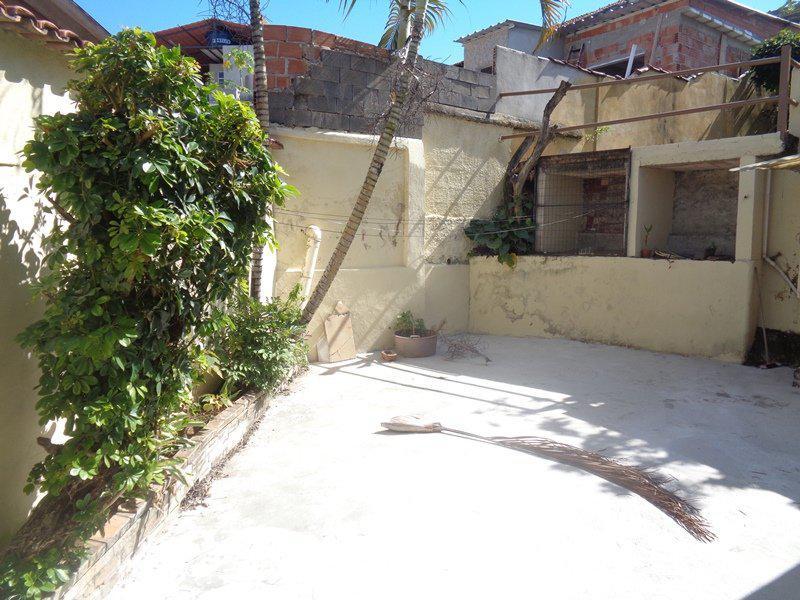 Casa, Cachoeirinha, 1 Quarto, 0 Vaga