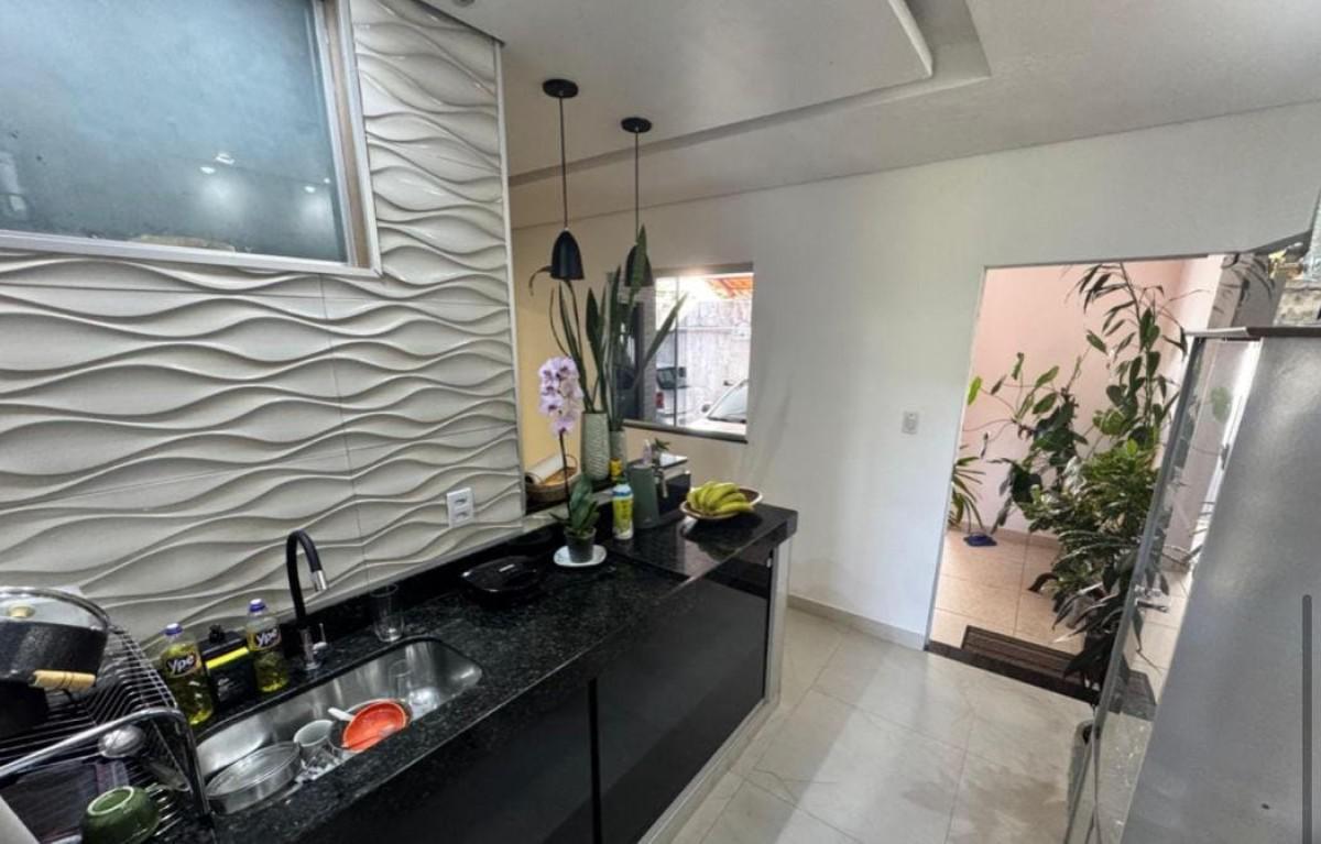 Casa, Tirol, 3 Quartos, 2 Vagas, 1 Suíte