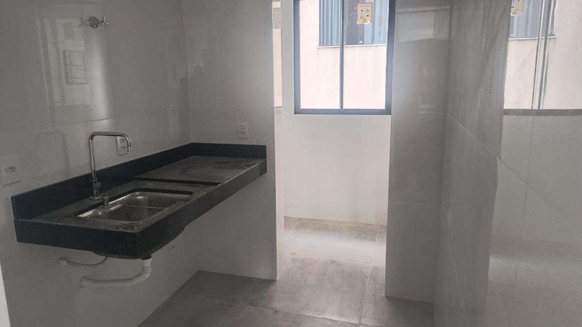 Apartamento, Sagrada Família, 3 Quartos, 2 Vagas, 1 Suíte