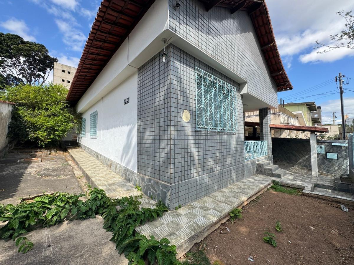 Casa, Santa Inês, 4 Quartos, 4 Vagas, 2 Suítes