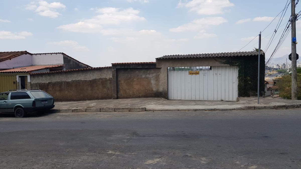 Casa Comercial, Califórnia, 3 Quartos, 12 Vagas