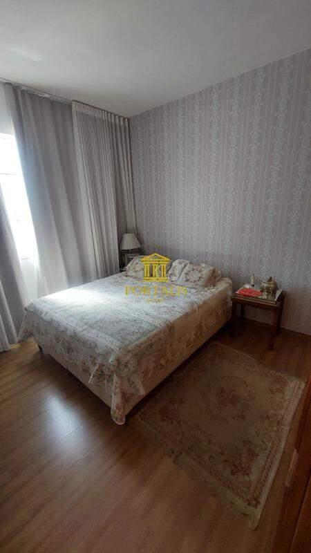 Casa, Floresta, 6 Quartos, 1 Vaga