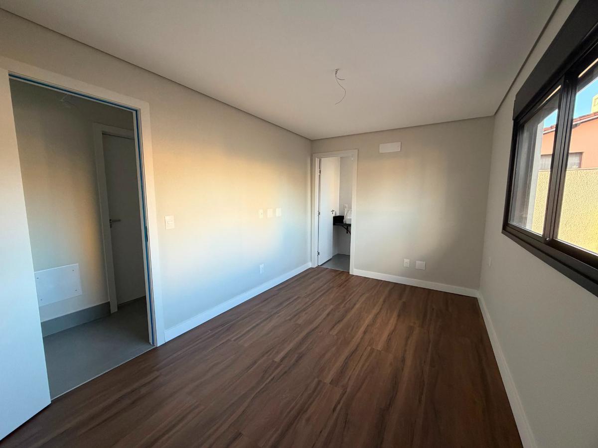 Cobertura, Cidade Nova, 4 Quartos, 3 Vagas, 2 Suítes