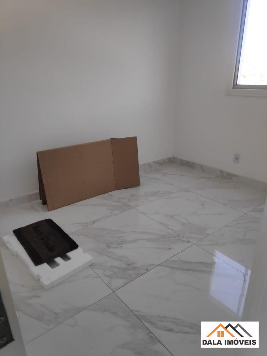 Apartamento, Jardim Vitória, 2 Quartos, 1 Vaga