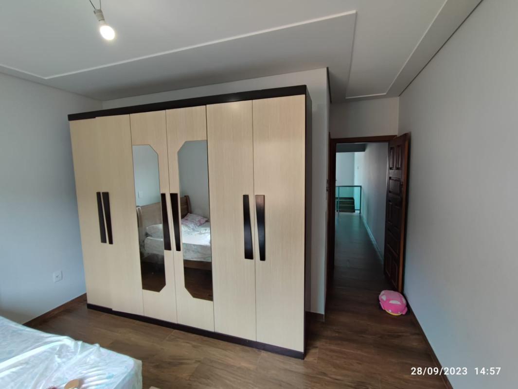 Casa, Lindéia, 3 Quartos, 4 Vagas, 1 Suíte