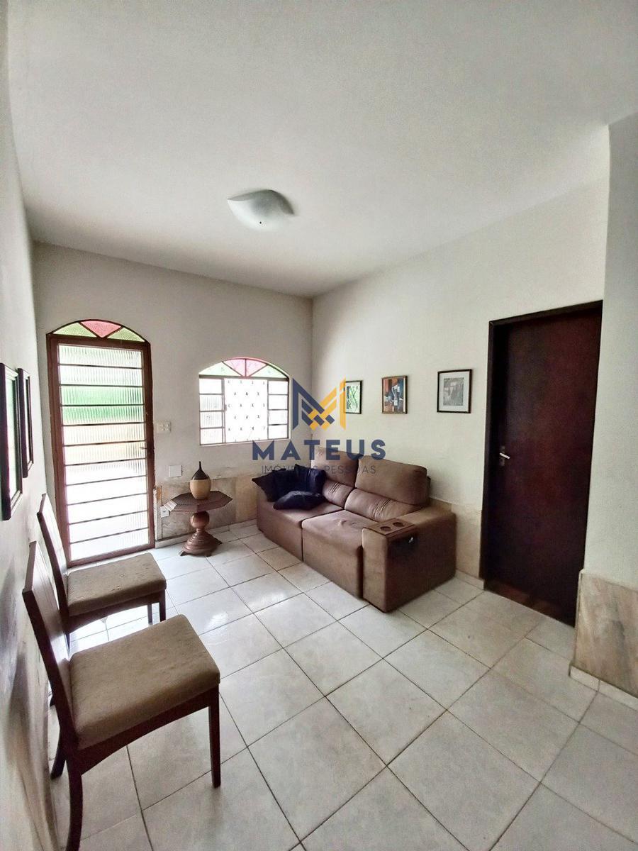 Casa, Padre Eustáquio, 2 Quartos, 1 Vaga