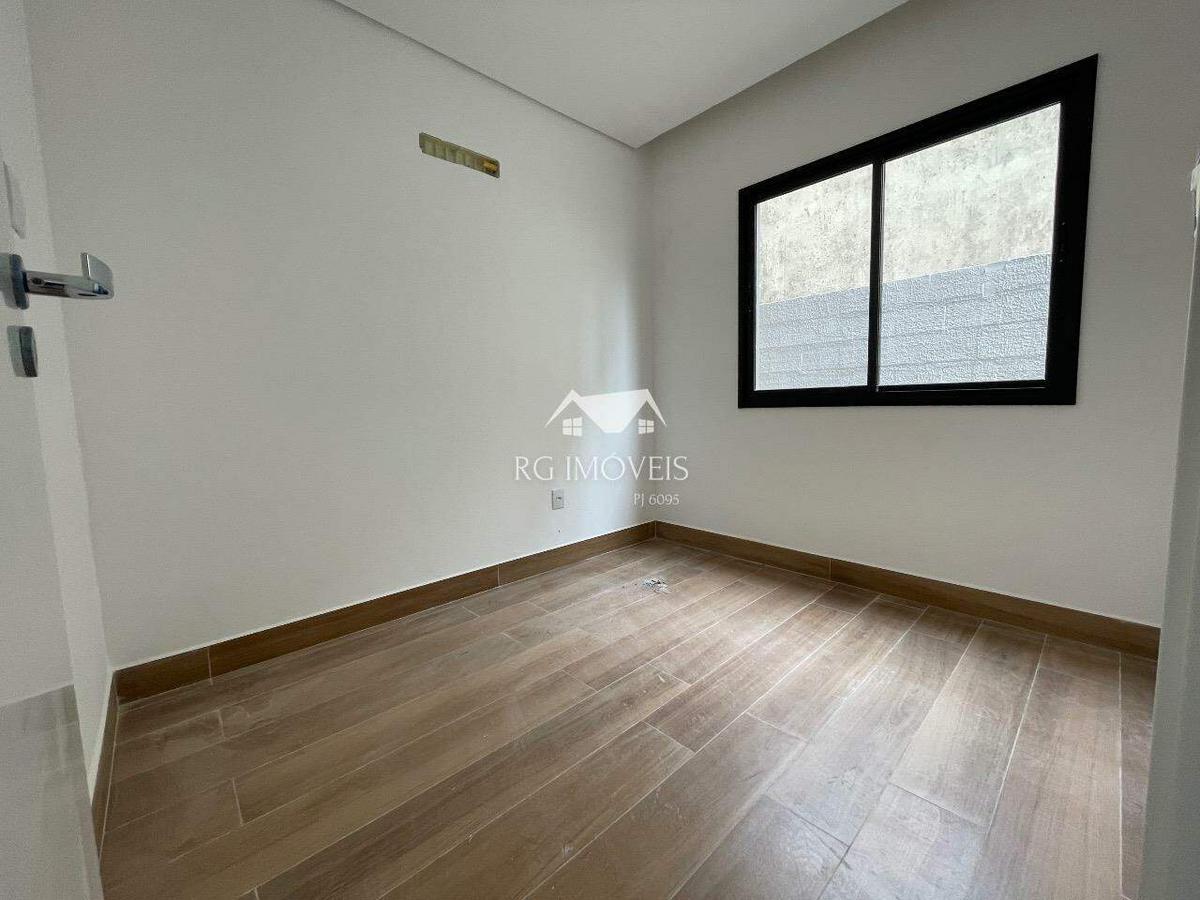 Apartamento, Barreiro, 3 Quartos, 2 Vagas, 1 Suíte