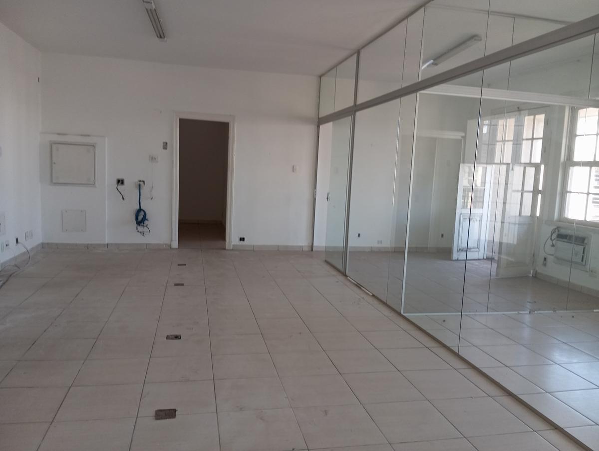 Sala, Centro